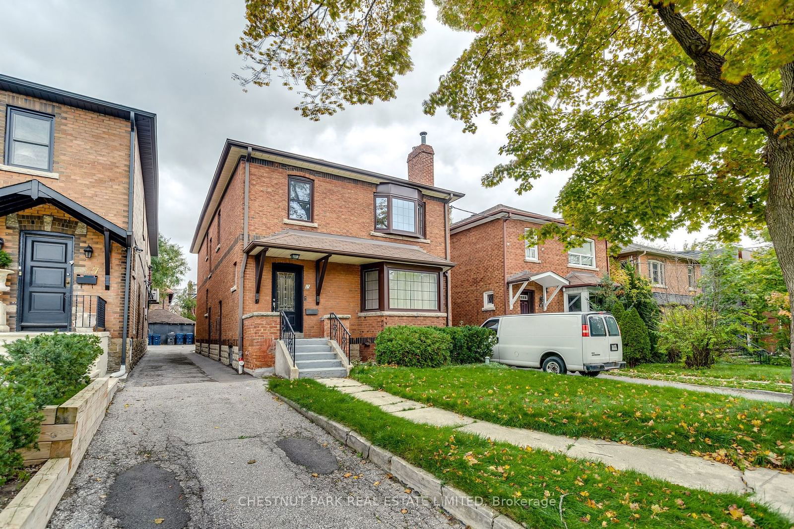 Semi-Detached House sold at 15 Braemar Avenue, Toronto, Yonge-Eglinton, M5P 2L1 - MLS: C11921182