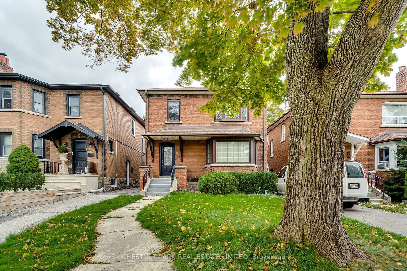 Semi-Detached House sold at 15 Braemar Avenue, Toronto, Yonge-Eglinton, M5P 2L1 - MLS: C11921182