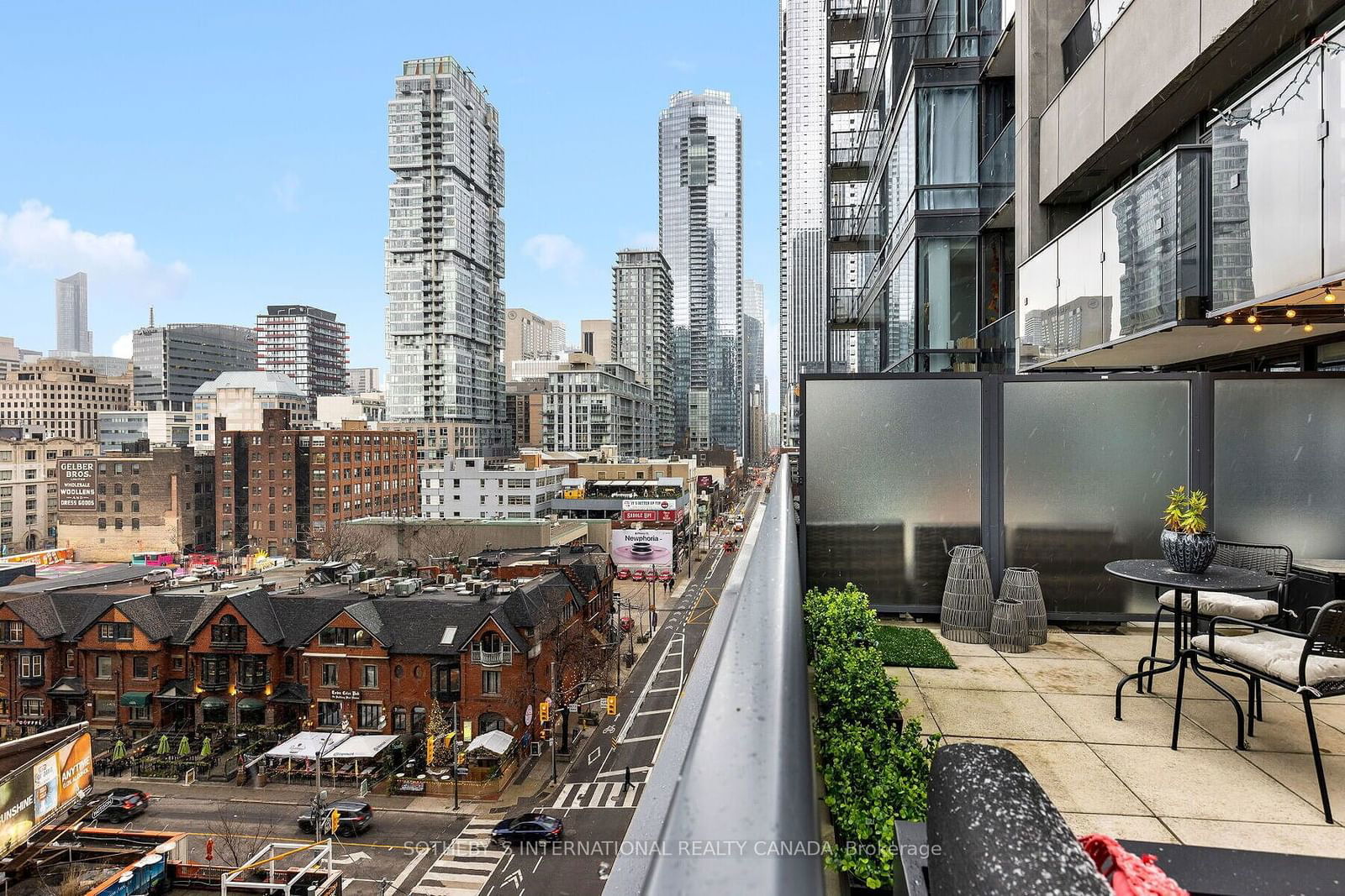 Condo sold at 901-295 Adelaide Street, Toronto, Waterfront Communities C1, M5V 0C4 - MLS: C11921371