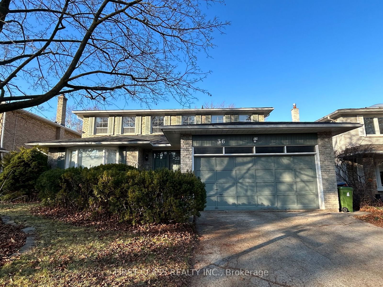 Detached House for lease at 36 Tanbark Crescent, Toronto, Banbury-Don Mills, M3B 1N6 - MLS: C11921492