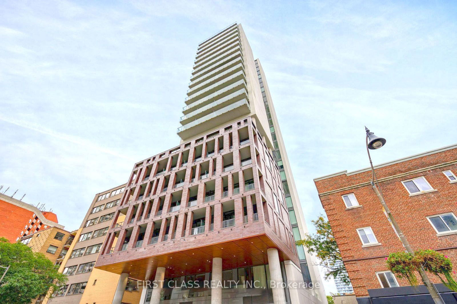 Condo sold at 908-81 Wellesley Street, Toronto, Church-Yonge Corridor, M4Y 0C5 - MLS: C11921623