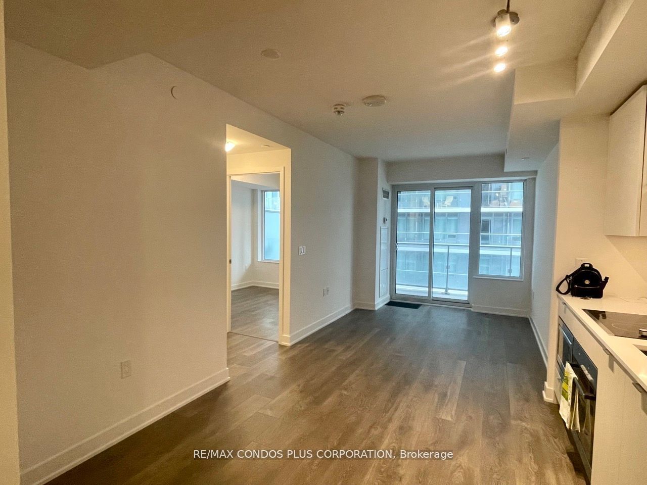 Condo for lease at 1507-99 Broadway Avenue, Toronto, Mount Pleasant West, M4P 0E3 - MLS: C11921765