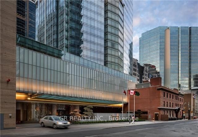 Condo for sale at 5504-180 University Avenue, Toronto, Bay Street Corridor, M5H 0A2 - MLS: C11921836