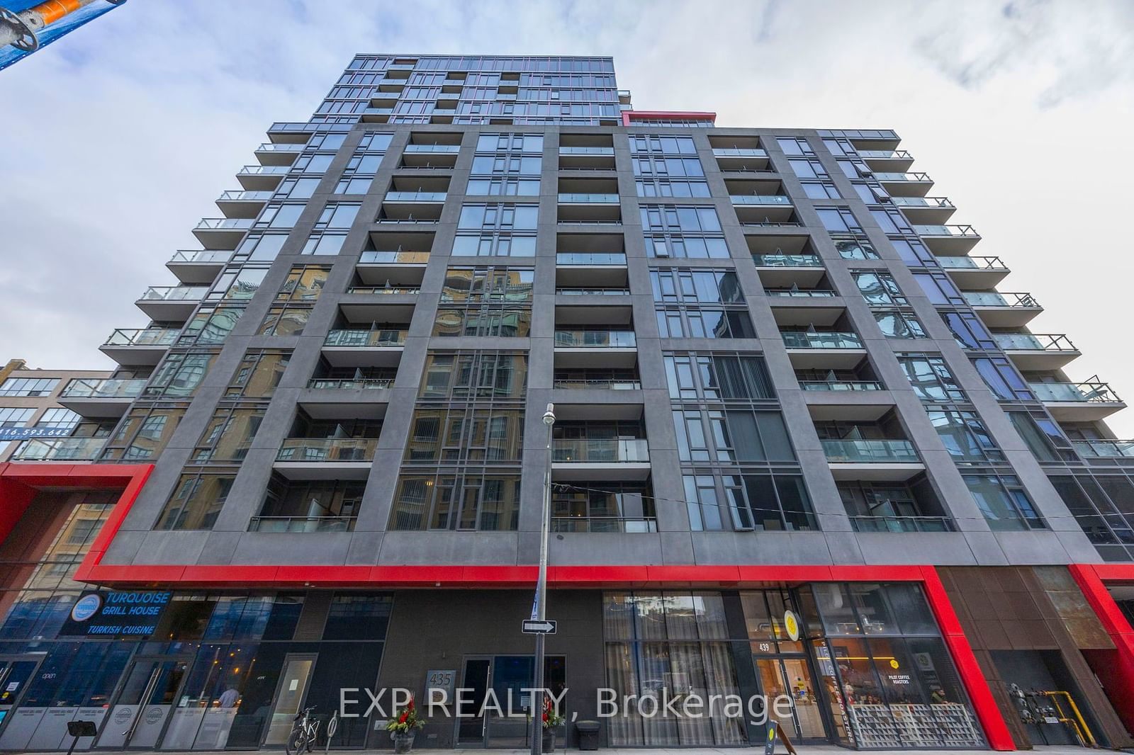 Condo for sale at 802-435 Richmond Street, Toronto, Waterfront Communities C1, M5V 0N3 - MLS: C11921935