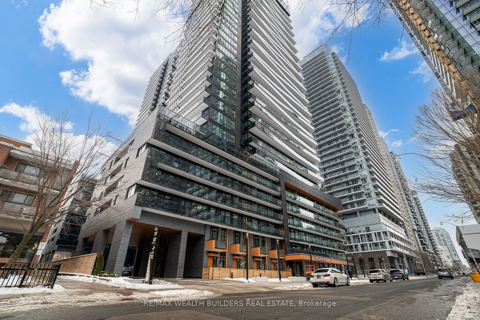 Condo for lease at 806-117 Broadway Avenue, Toronto, Mount Pleasant West, M4P 1V3 - MLS: C11922082