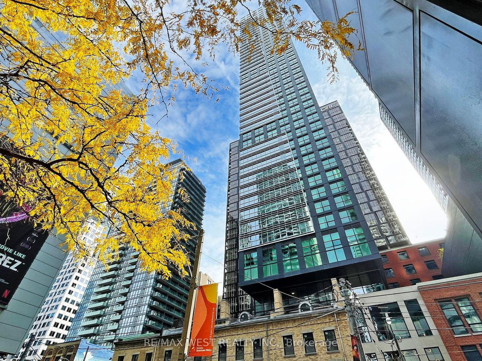 Condo for sale at 3106-327 King Street, Toronto, Waterfront Communities C1, M5V 0W7 - MLS: C11922585