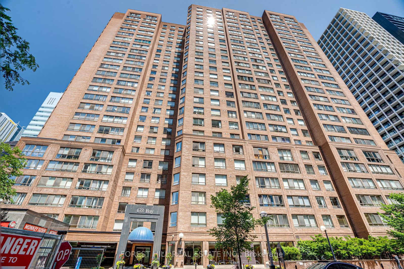 Condo sold at 2703-633 Bay Street, Toronto, Bay Street Corridor, M5G 2G4 - MLS: C11923179