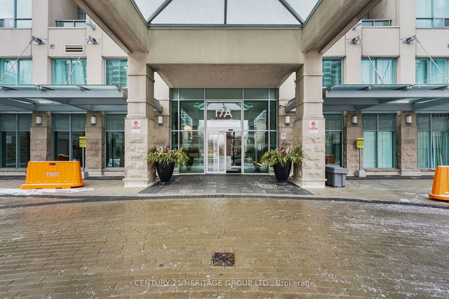 1802 - 17 Barberry Place