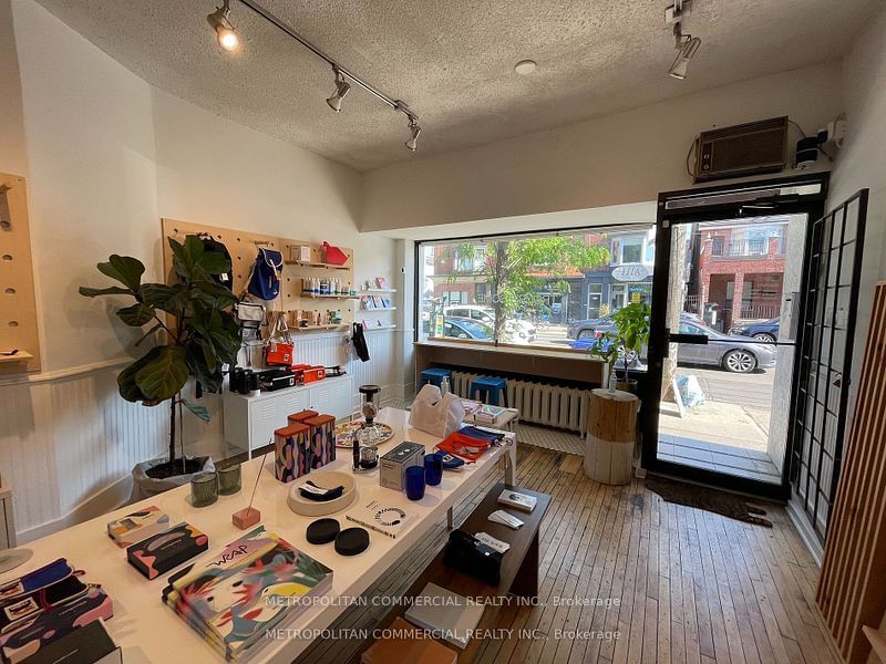 Commercial/Retail for lease at 1090 College Street, Toronto, Dufferin Grove, M6H 1B3 - MLS: C11923519