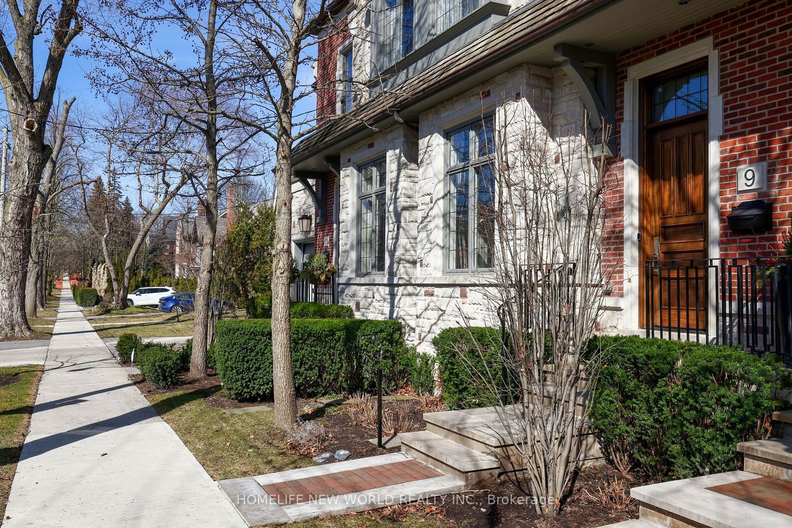 Townhouse for sale at 9 Dunvegan Road, Toronto, Casa Loma, M4V 2P5 - MLS: C11923734