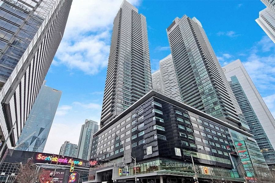 Condo for lease at 4907-65 Bremner Boulevard, Toronto, Waterfront Communities C1, M5J 0A7 - MLS: C11923795