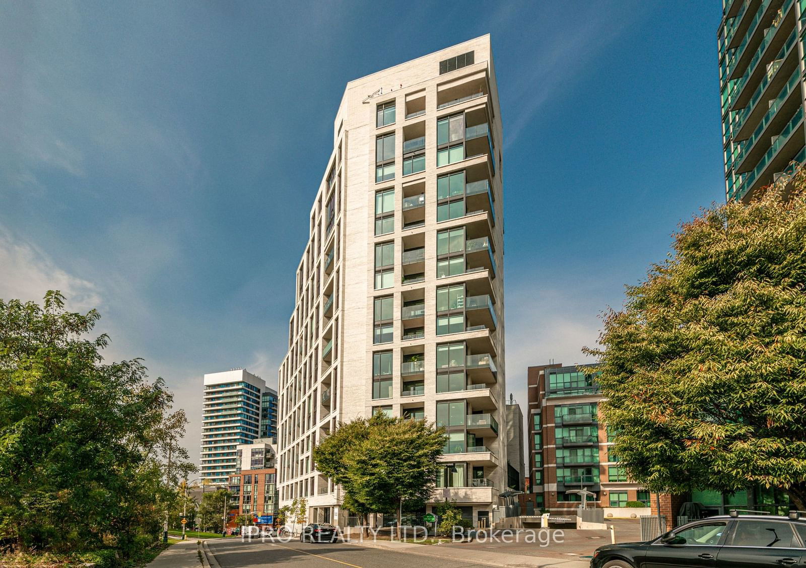 Condo for lease at 401-200 Sudbury Street, Toronto, Little Portugal, M6J 0H1 - MLS: C11923839