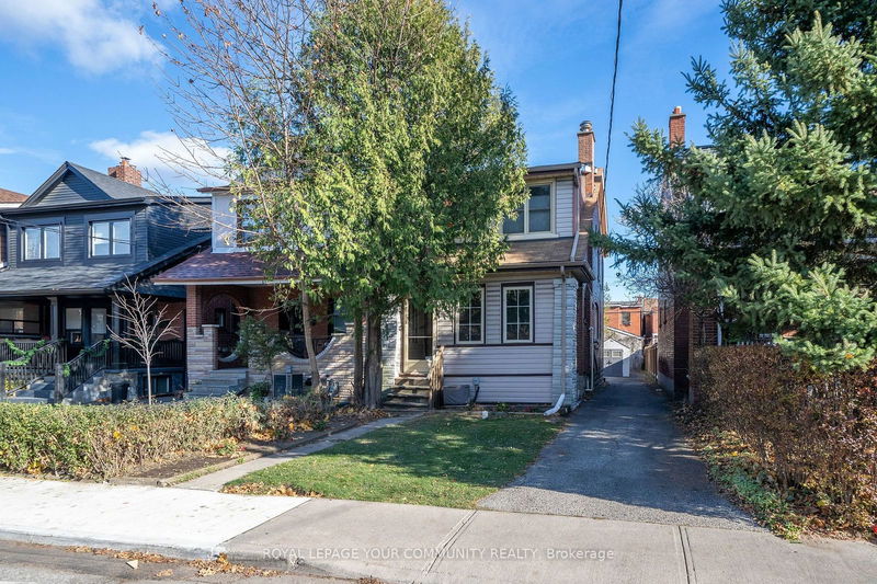 209 Westmount Ave, Toronto, Ontario (MLS C11923928)