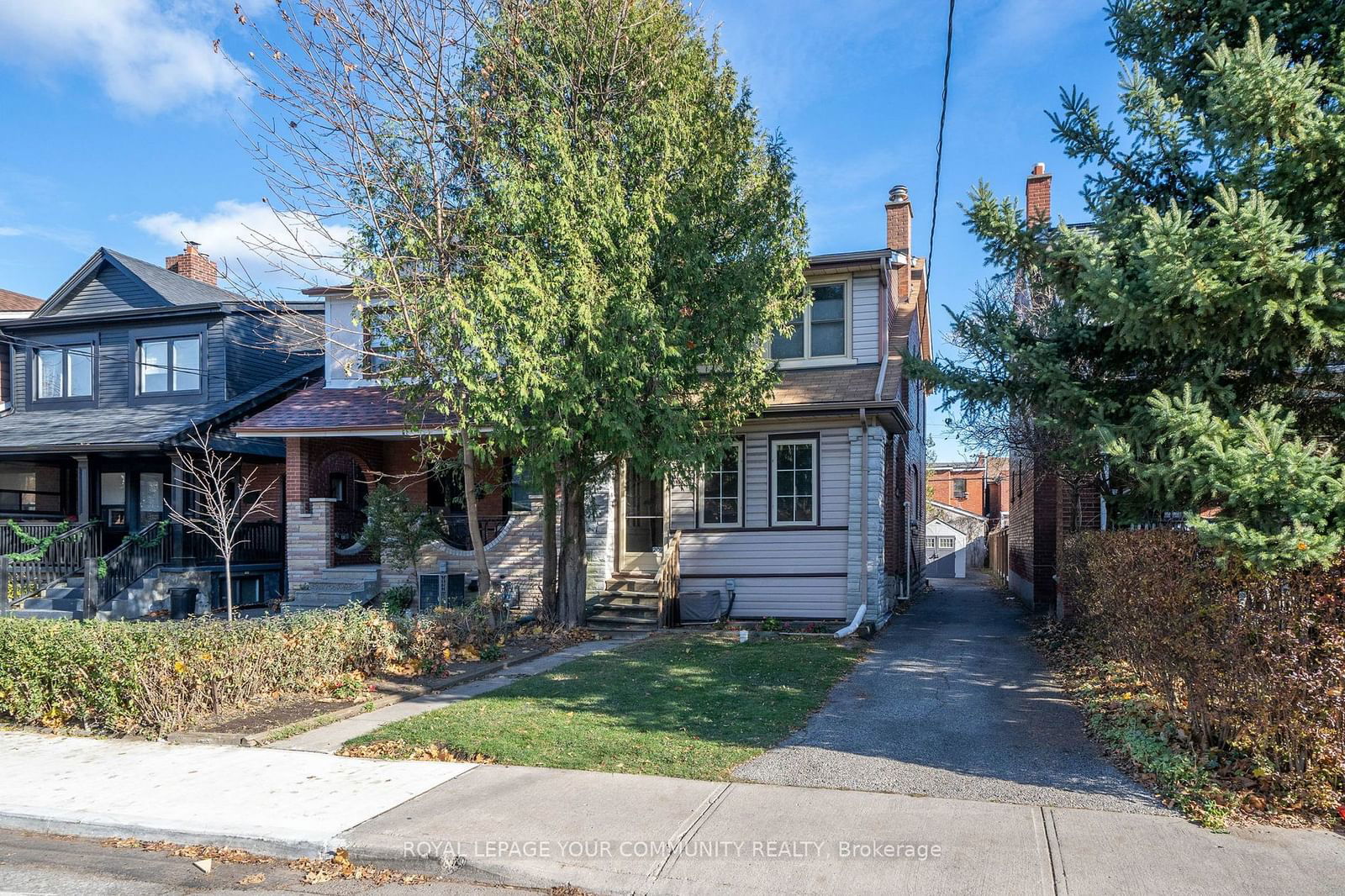 Detached House sold at 209 Westmount Avenue, Toronto, Oakwood Village, M6E 3M6 - MLS: C11923928