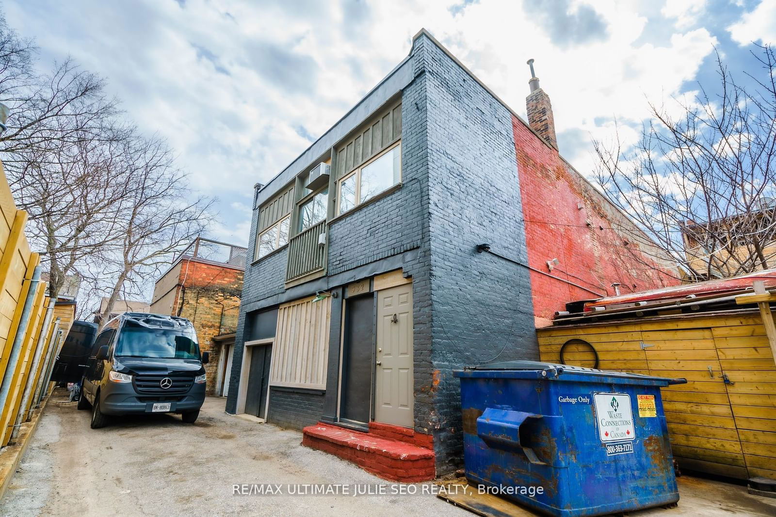 Commercial/Retail for lease at Rear-932 College Street, Toronto, Palmerston-Little Italy, M6H 1A4 - MLS: C11924494