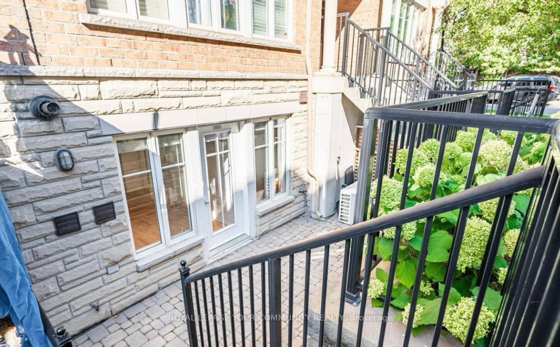 Townhouse for lease at 805-46 Western Battery Road, Toronto, Niagara, M6K 3P1 - MLS: C11924871