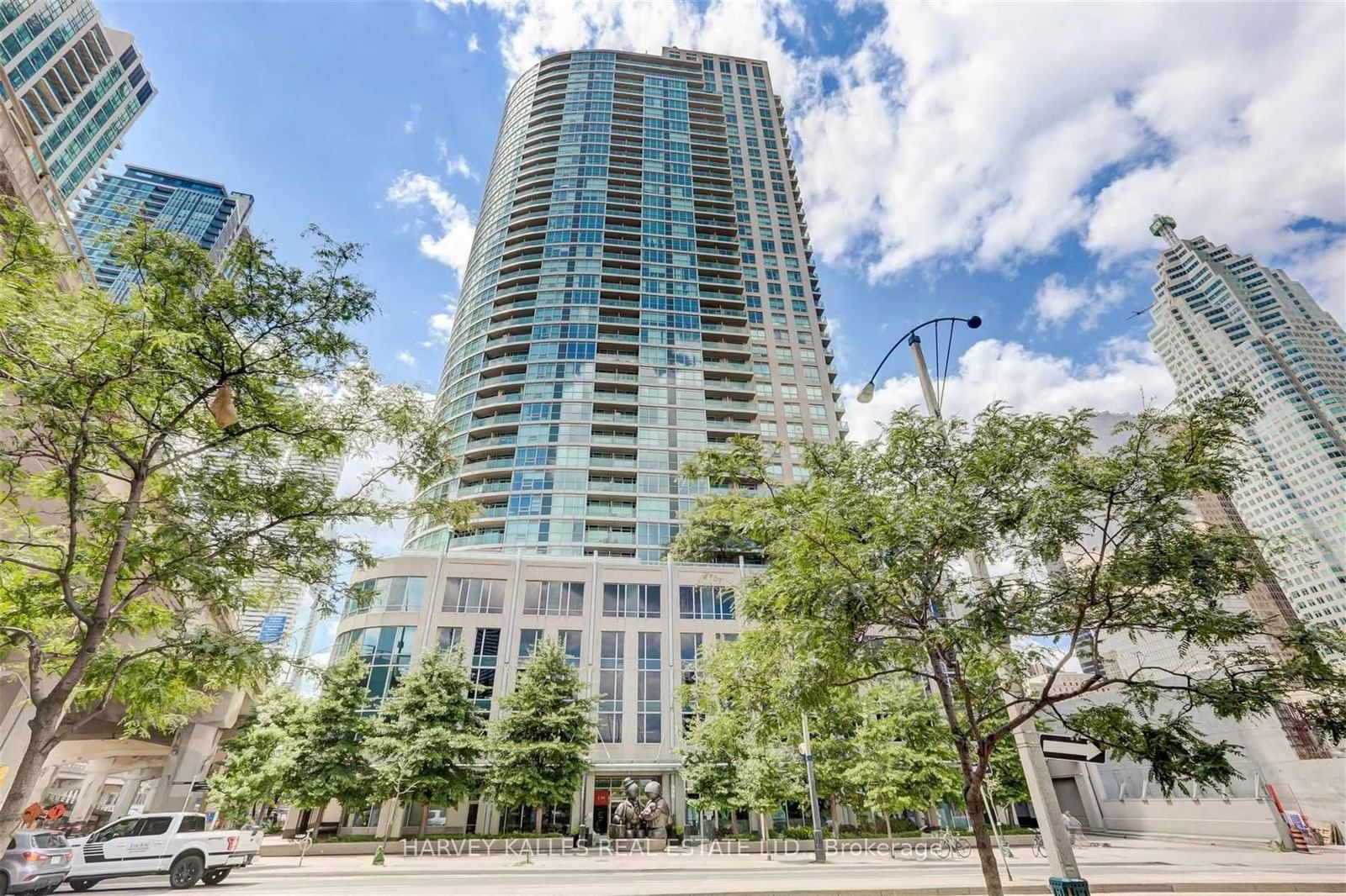 Condo leased at 3312-18 Yonge Street, Toronto, Waterfront Communities C1, M5E 1Z8 - MLS: C11924907