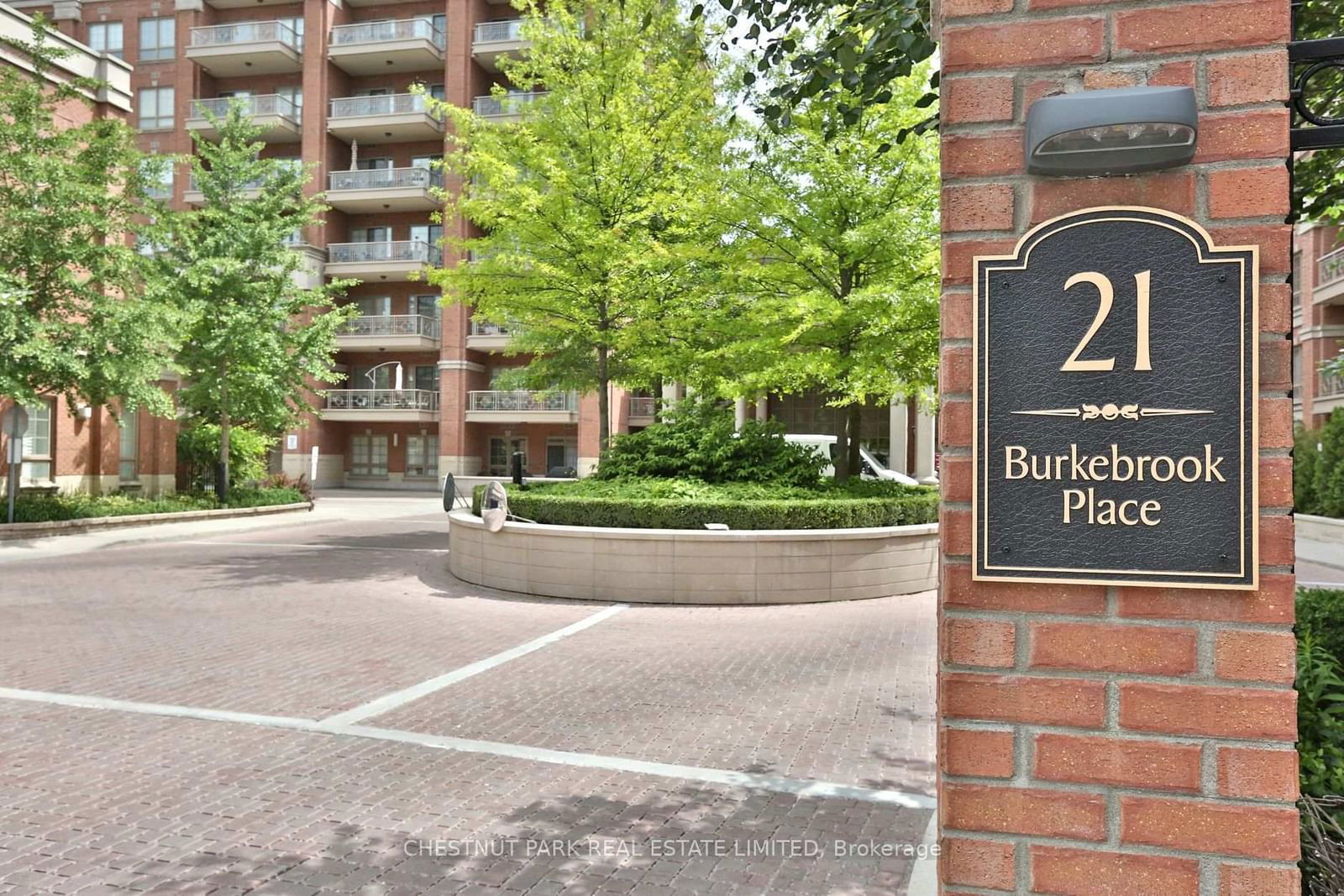 Condo sold at 317-21 Burkebrook Place, Toronto, Bridle Path-Sunnybrook-York Mills, M4G 0A2 - MLS: C11924922