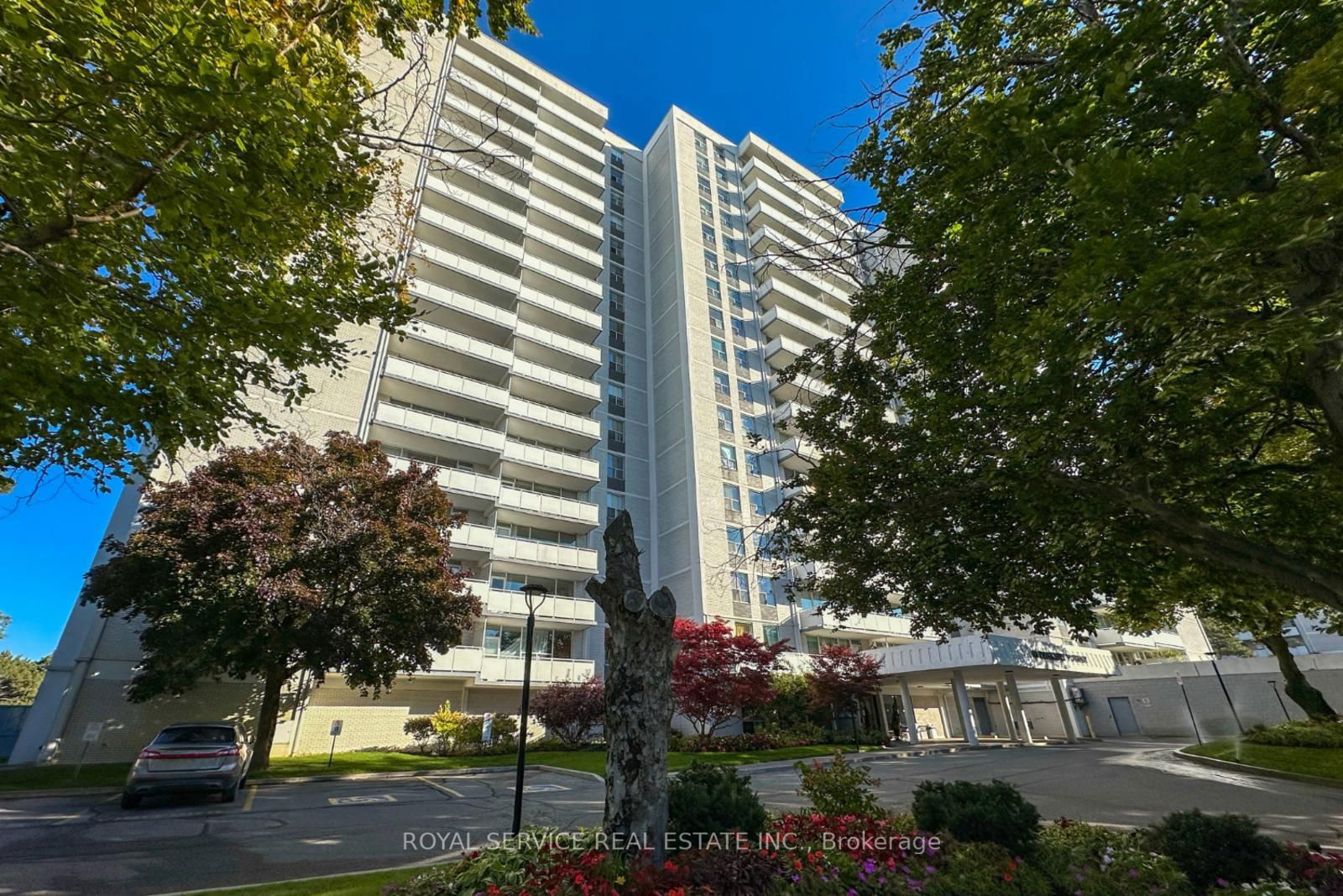 Condo for sale at 1008-10 Parkway Forest Drive, Toronto, Henry Farm, M2J 1L3 - MLS: C11924962