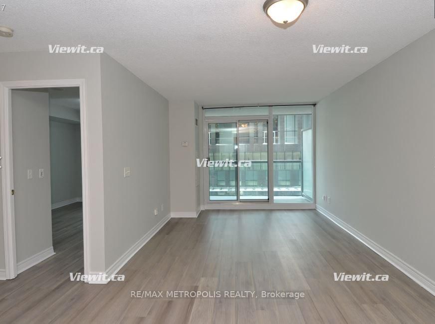 Condo for sale at 319-51 Lower Simcoe Street, Toronto, Waterfront Communities C1, M5J 3A2 - MLS: C11925119