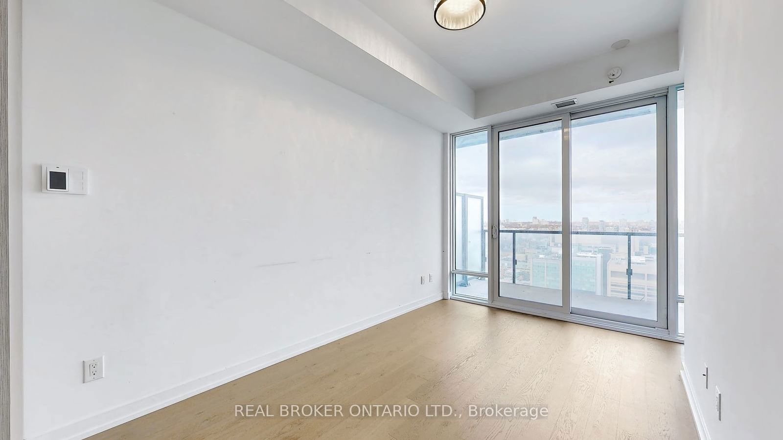 Condo for lease at 2701-488 University Avenue, Toronto, University, M5G 0C1 - MLS: C11925323