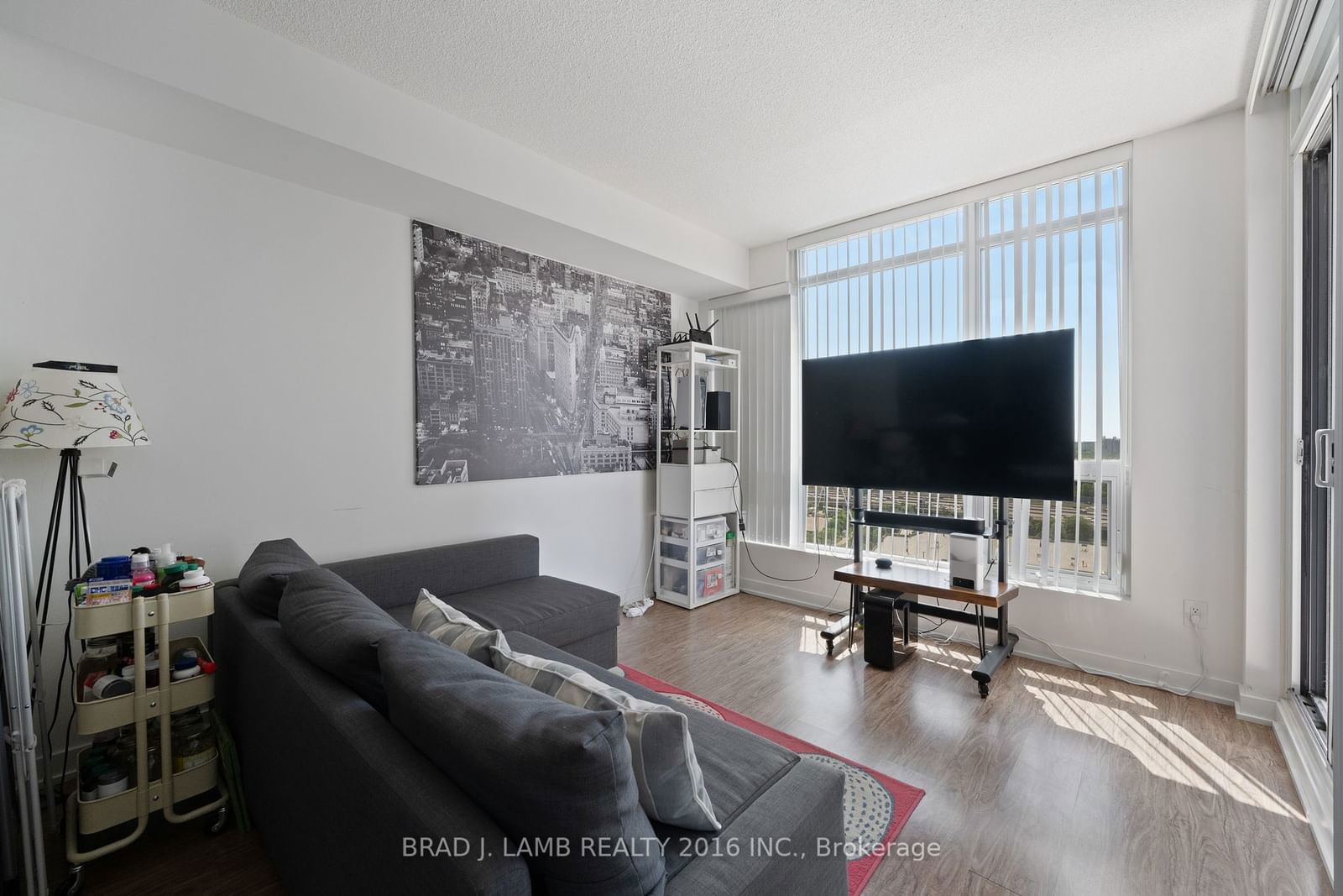 Condo for sale at 2110-33 Singer Court, Toronto, Bayview Village, M2K 0B4 - MLS: C11925335