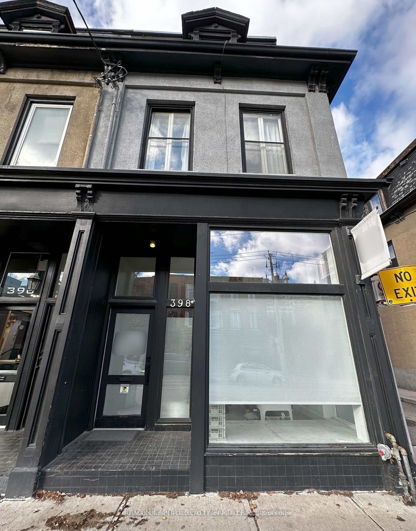 Commercial/Retail for lease at 398 King Street, Toronto, Moss Park, M5A 1K9 - MLS: C11925423