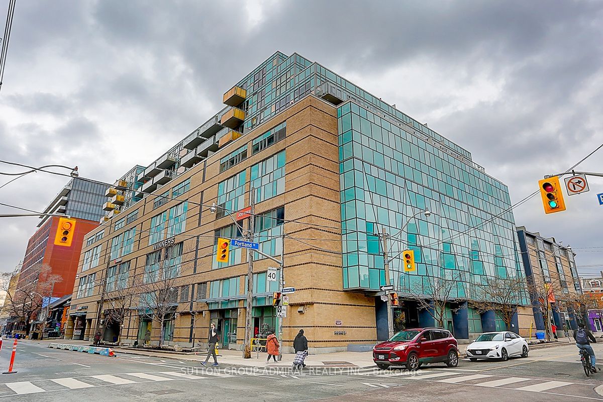 Condo leased at 403-156 Portland Street, Toronto, Waterfront Communities C1, M5V 0G1 - MLS: C11925737