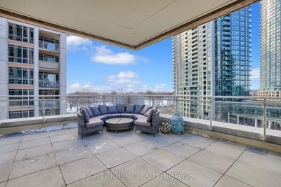 Unit 809 — 35 Bastion St, Toronto - Waterfront Communities C1 image-0-3