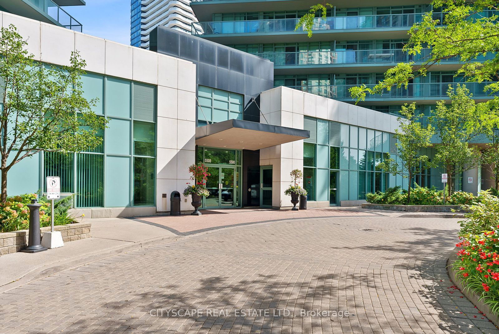 Condo for sale at 202-5500 Yonge Street, Toronto, Willowdale West, M2N 7L1 - MLS: C11925908