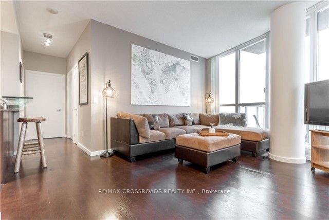 Condo for lease at 2601-218 Queens Quay, Toronto, Waterfront Communities C1, M5J 2Y6 - MLS: C11925989