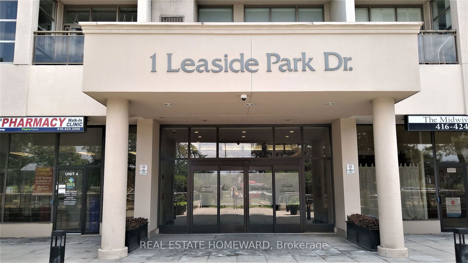 Condo for sale at 417-1 Leaside Park Drive, Toronto, Thorncliffe Park, M4H 1R1 - MLS: C11926210