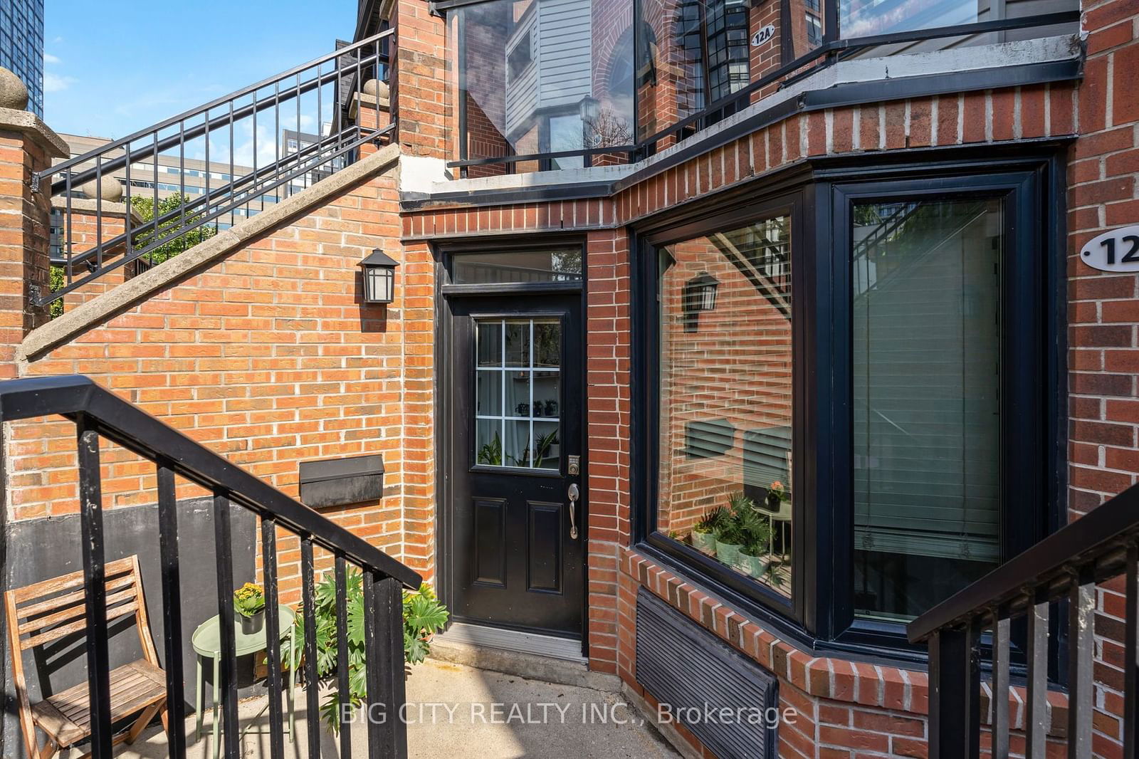 Townhouse for sale at 12B-570 Wellington Street, Toronto, Niagara, M5V 2X5 - MLS: C11926430