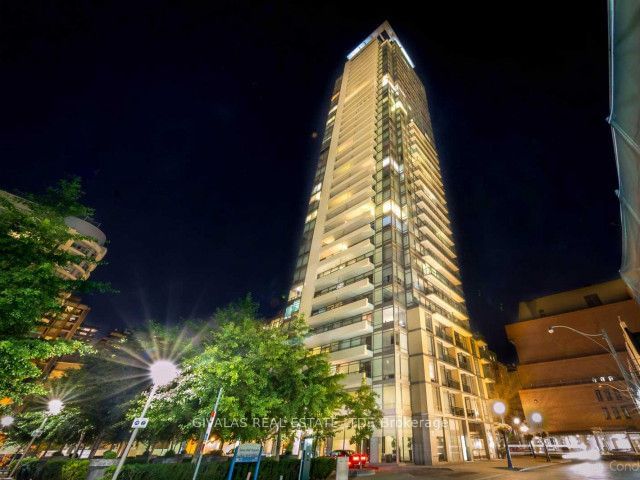 Condo for lease at 607-18 Yorkville Avenue, Toronto, Annex, M4W 3Y8 - MLS: C11926477