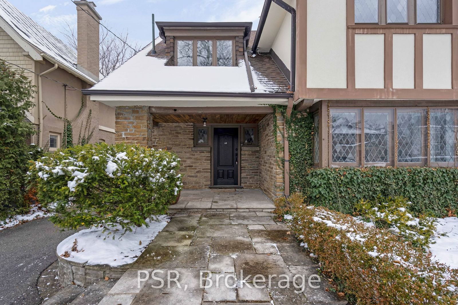 Detached House leased at 48 Colin Avenue, Toronto, Yonge-Eglinton, M5P 2B9 - MLS: C11926487