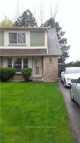 Semi-Detached House leased at 17 Hollyberry Trail, Toronto, Hillcrest Village, M2H 2N9 - MLS: C11926748