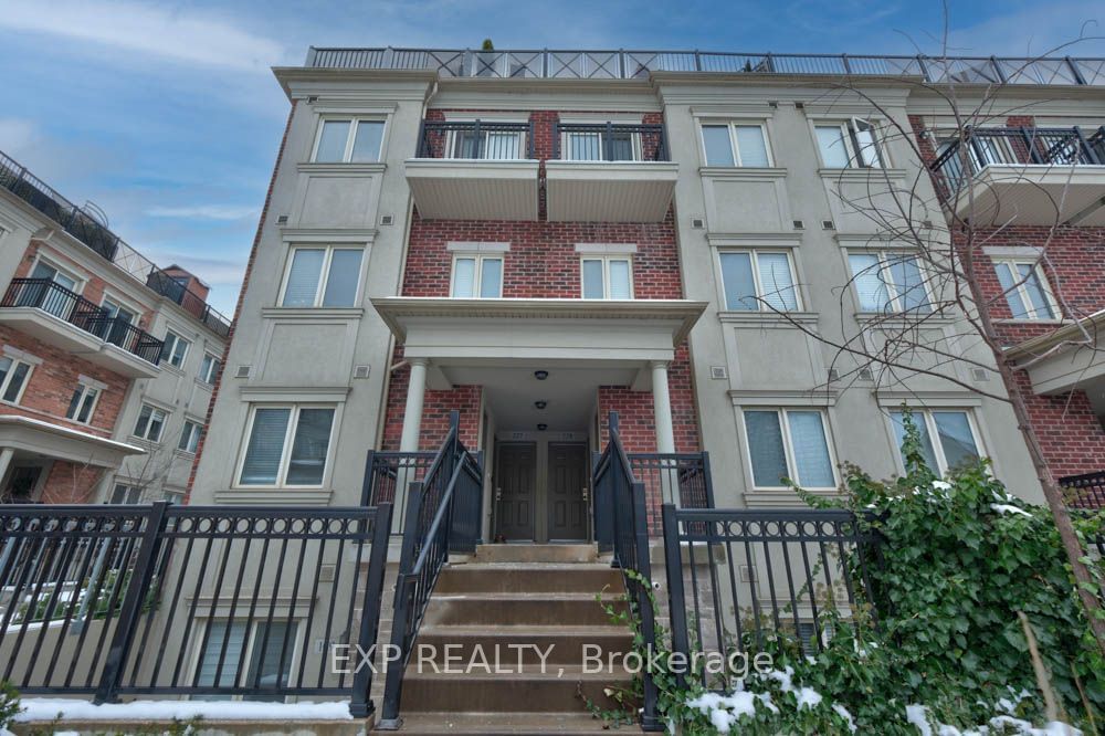 Townhouse leased at 226-15 Coneflower Crescent, Toronto, Westminster-Branson, M2R 0A5 - MLS: C11926783