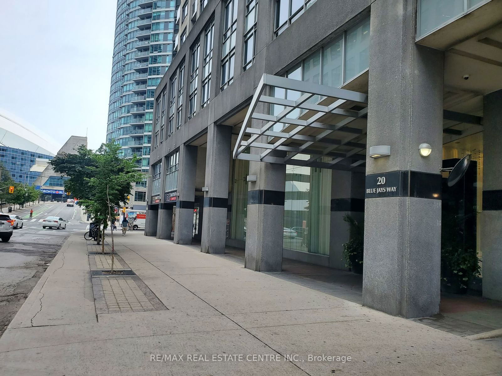 Condo for sale at 1019-20 Blue Jays Way, Toronto, Waterfront Communities C1, M5V 3W6 - MLS: C11926964