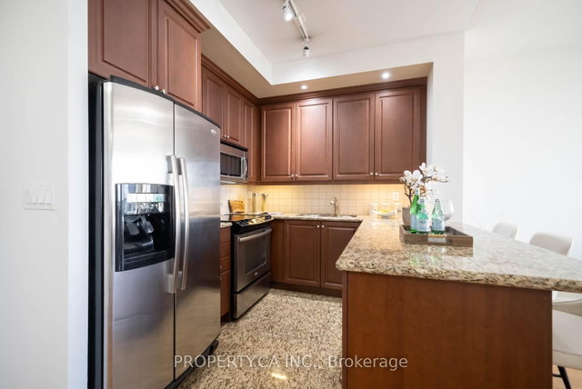 833 - 628 Fleet Street