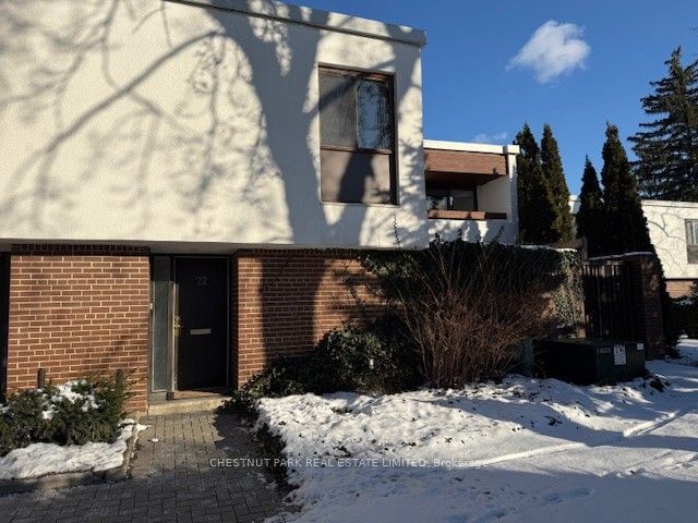 Townhouse leased at 22-400 Woodsworth Road, Toronto, St. Andrew-Windfields, M2L 2T9 - MLS: C11927080