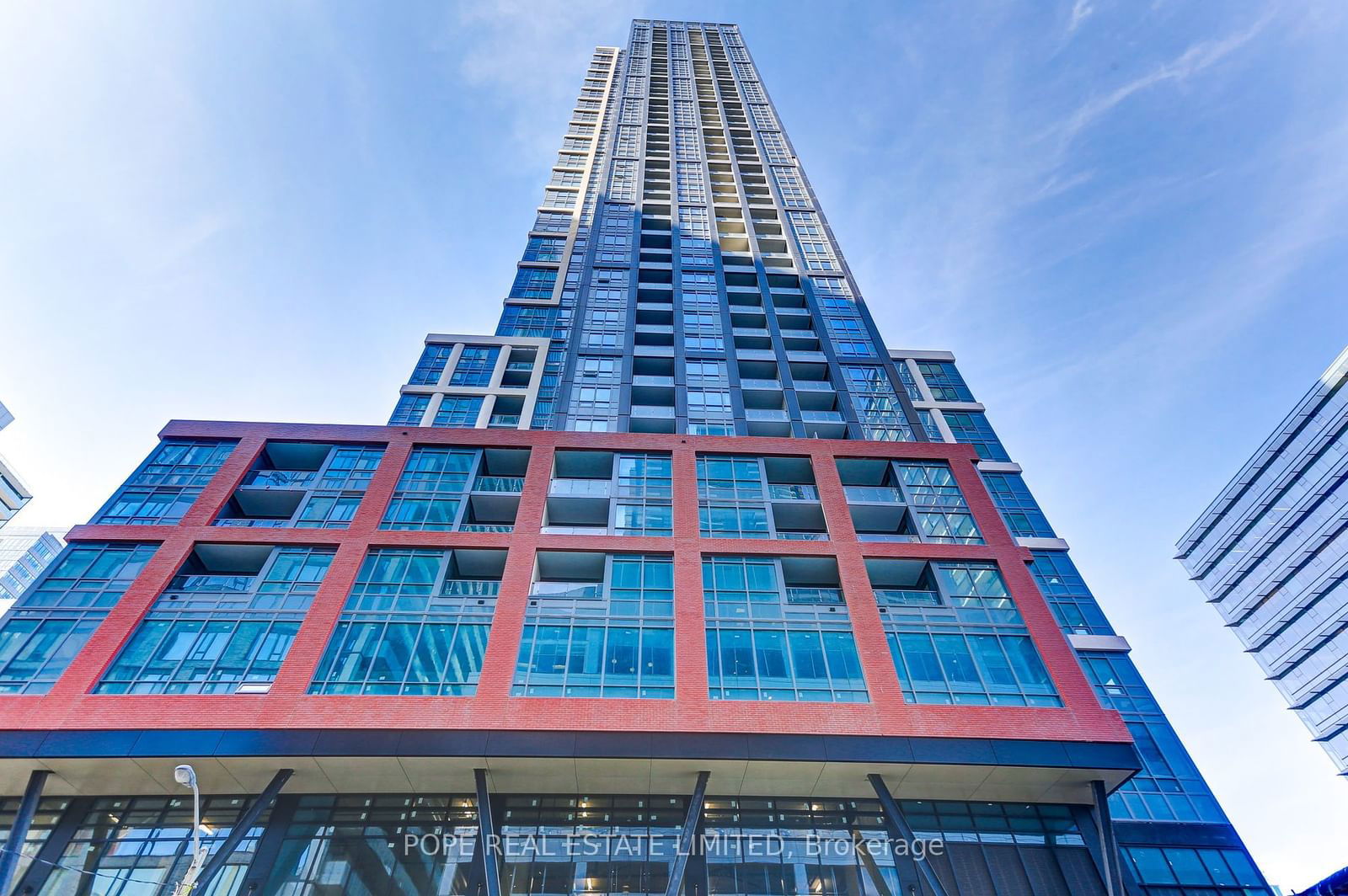 Condo for lease at 806-108 Peter Street, Toronto, Waterfront Communities C1, M5V 0W2 - MLS: C11927083