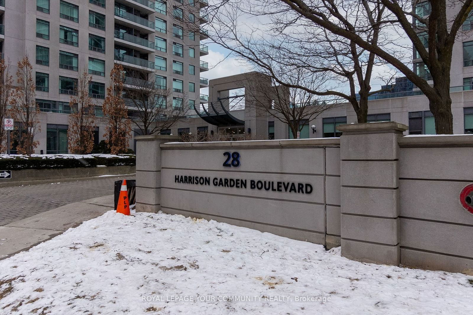 Condo for lease at 1606-28 Harrison Garden Boulevard, Toronto, Willowdale East, M2N 7B5 - MLS: C11927183