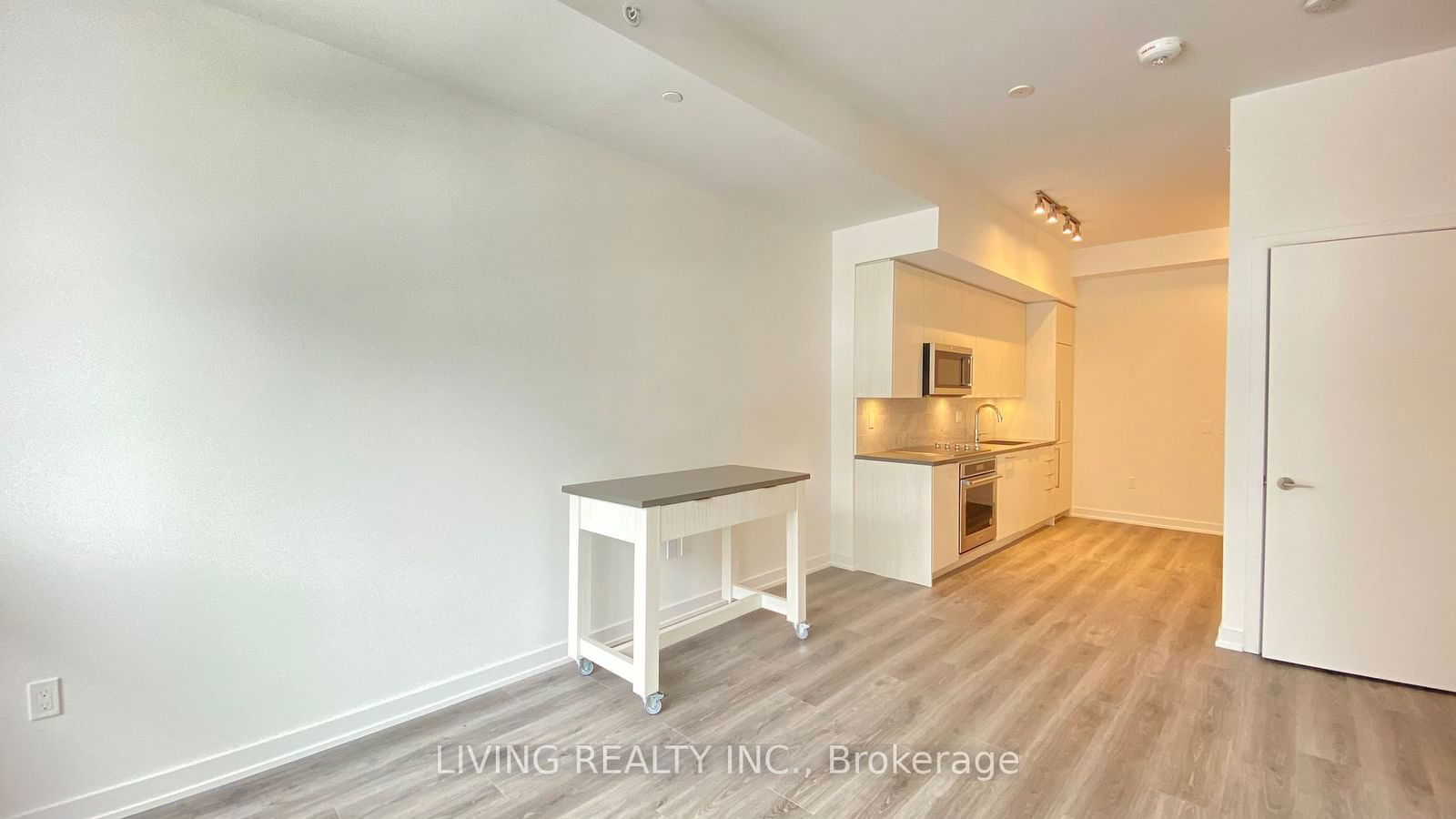 Condo for lease at 715-38 Iannuzzi Street, Toronto, Niagara, M5V 0E8 - MLS: C11927201