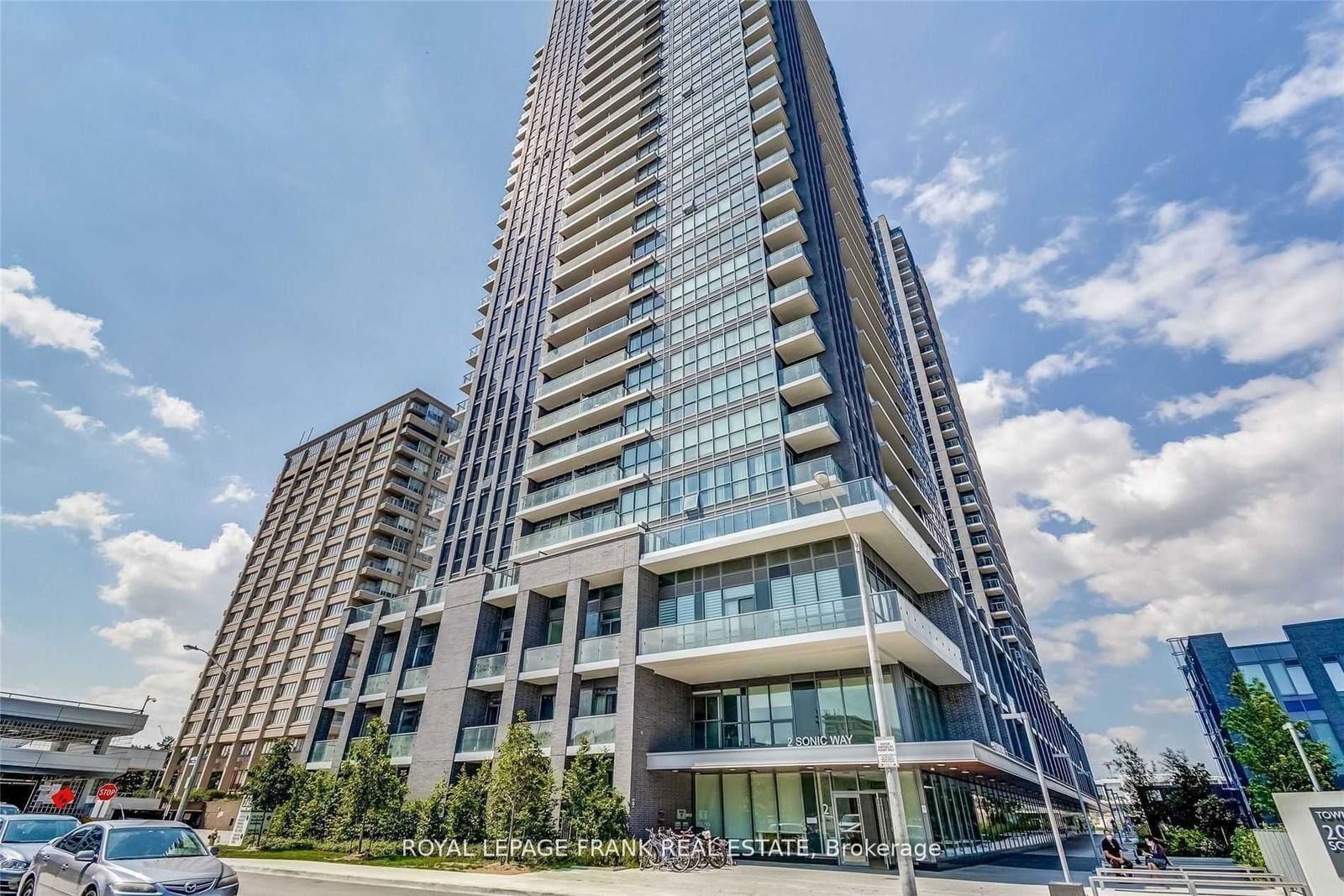 Condo for lease at 1404-6 Sonic Way, Toronto, Flemingdon Park, M3C 0P1 - MLS: C11927370