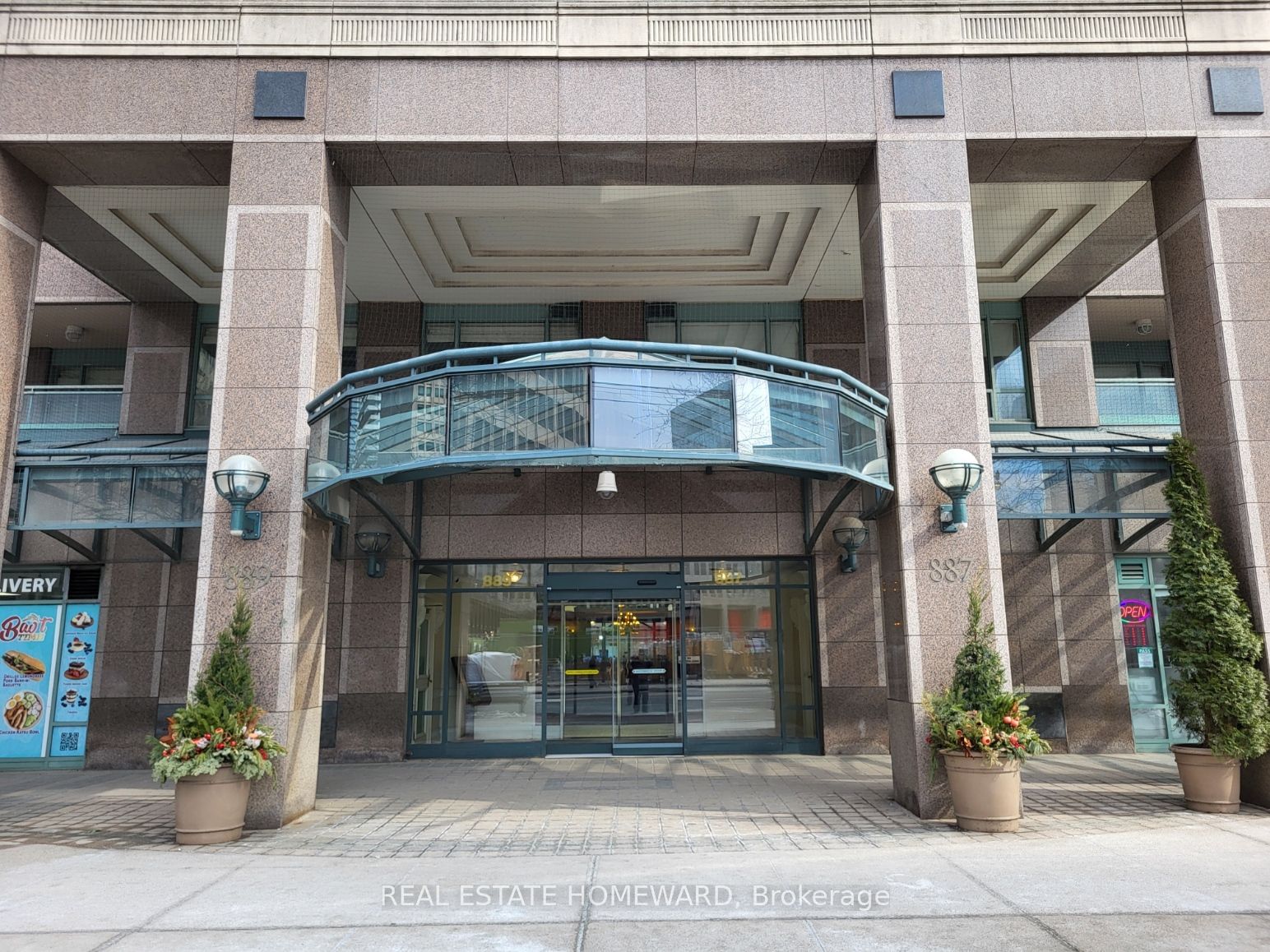 Condo for sale at 905-887 Bay Street, Toronto, Bay Street Corridor, M5S 3K4 - MLS: C11927508