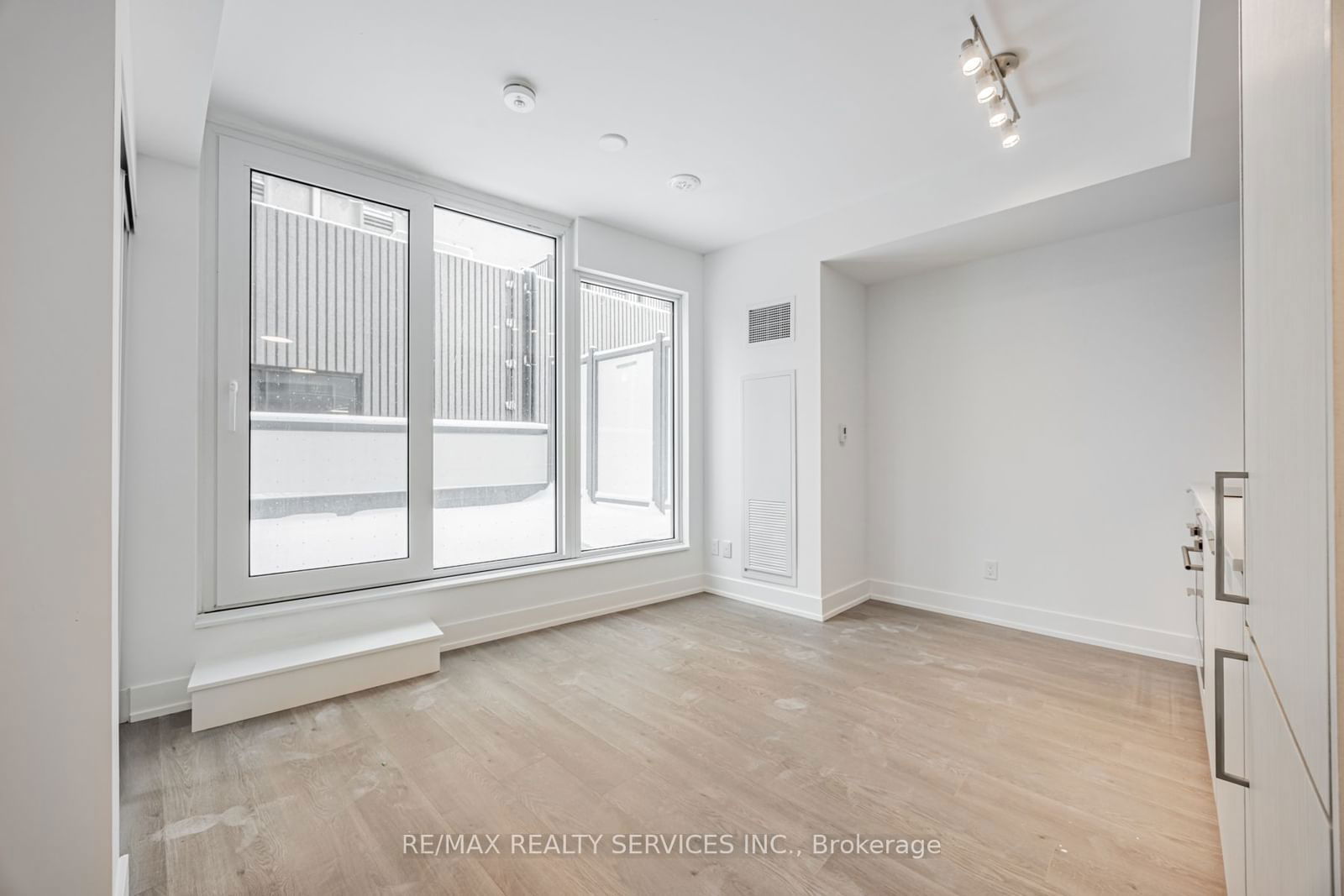 Condo for lease at 310-308 Jarvis Street, Toronto, Church-Yonge Corridor, M5B 0E3 - MLS: C11927989