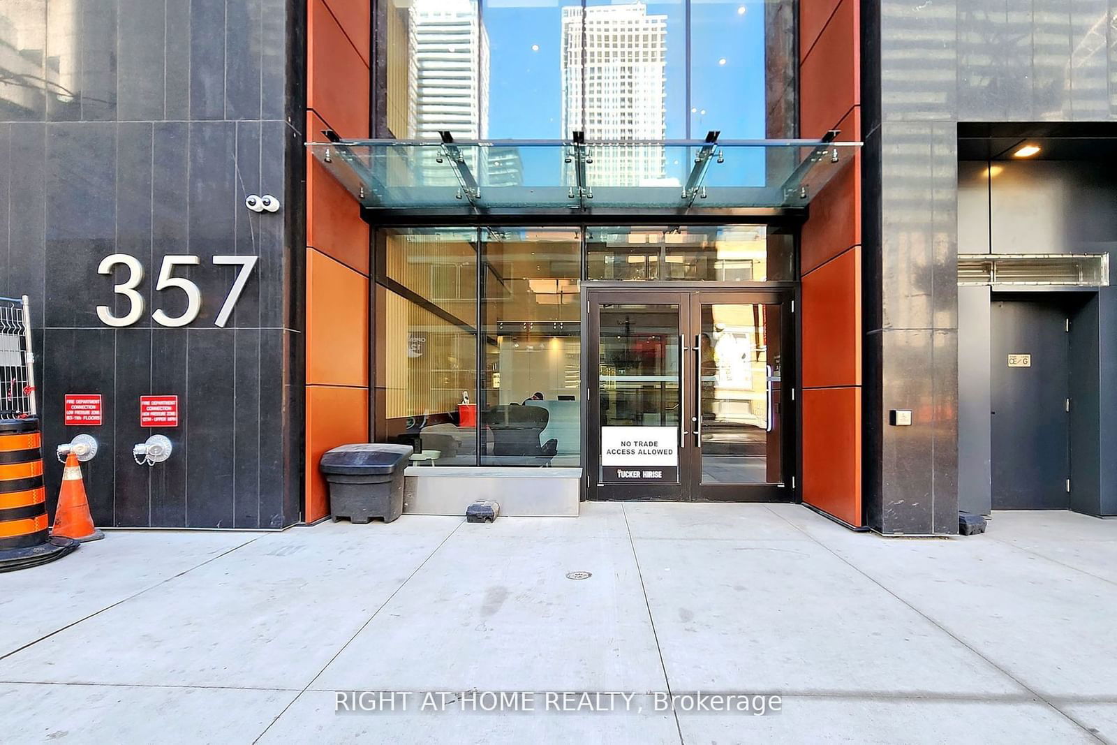 Condo for lease at 603-357 King Street, Toronto, Waterfront Communities C1, M5V 0S7 - MLS: C11928141