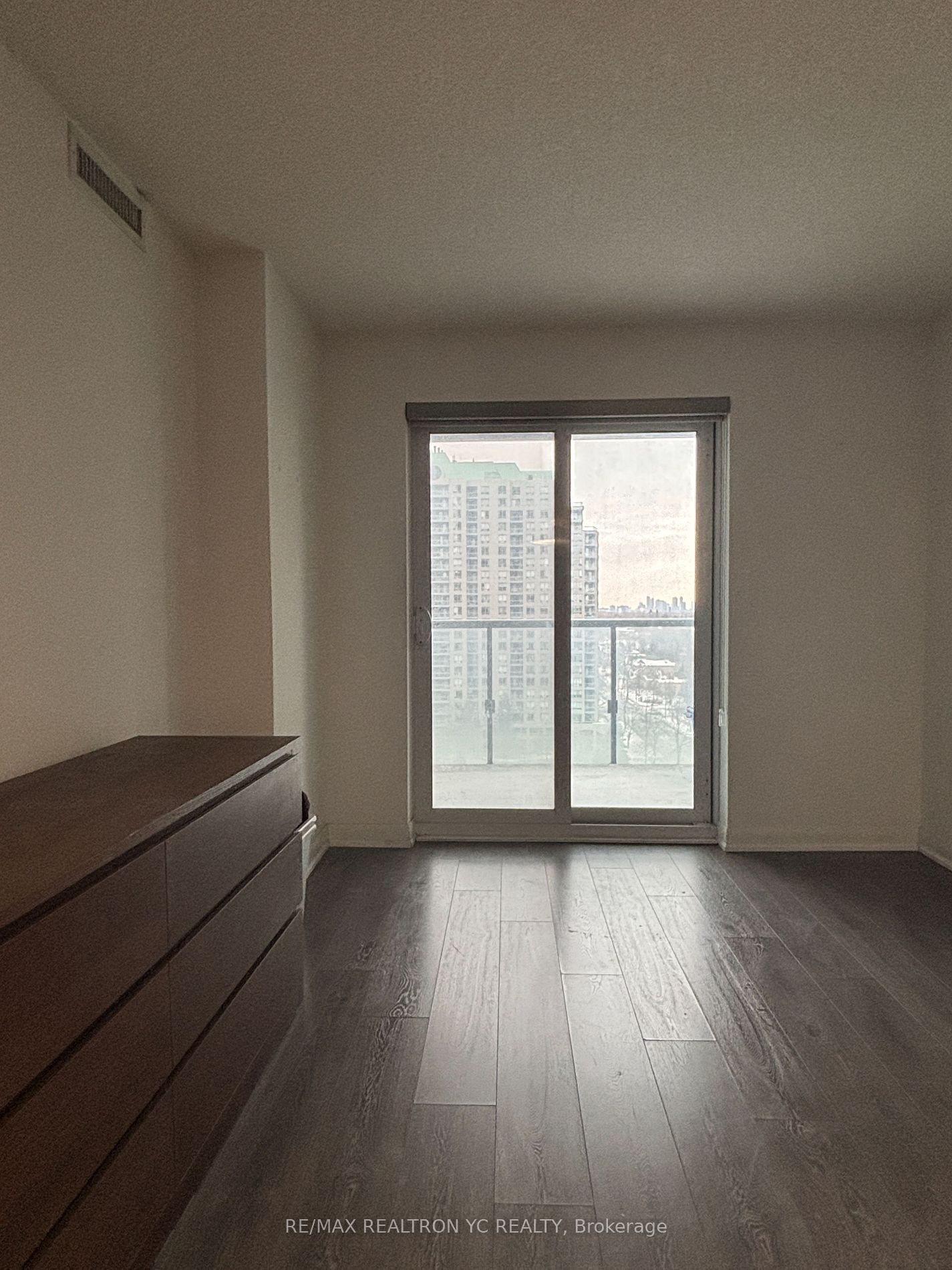 Condo leased at 907-5162 Yonge Street, Toronto, Willowdale West, M2N 0E9 - MLS: C11928474