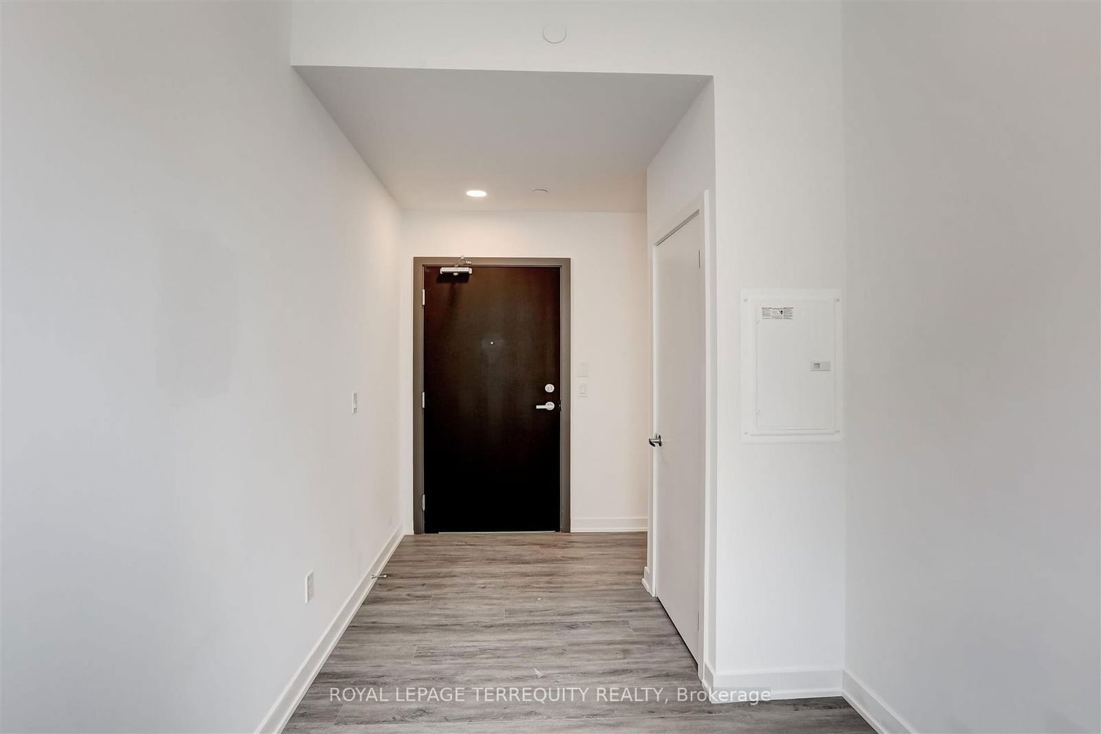 Condo for lease at 201-1 Cardiff Road, Toronto, Mount Pleasant East, M4P 0G2 - MLS: C11928569