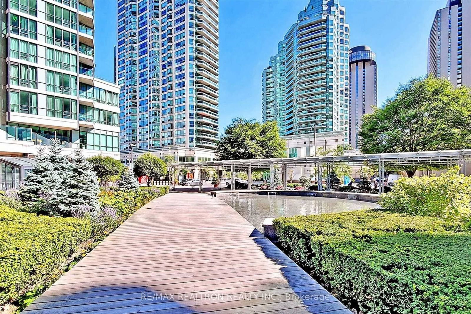 Condo for lease at 4005-33 Bay Street, Toronto, Waterfront Communities C1, M5J 2Z3 - MLS: C11928690